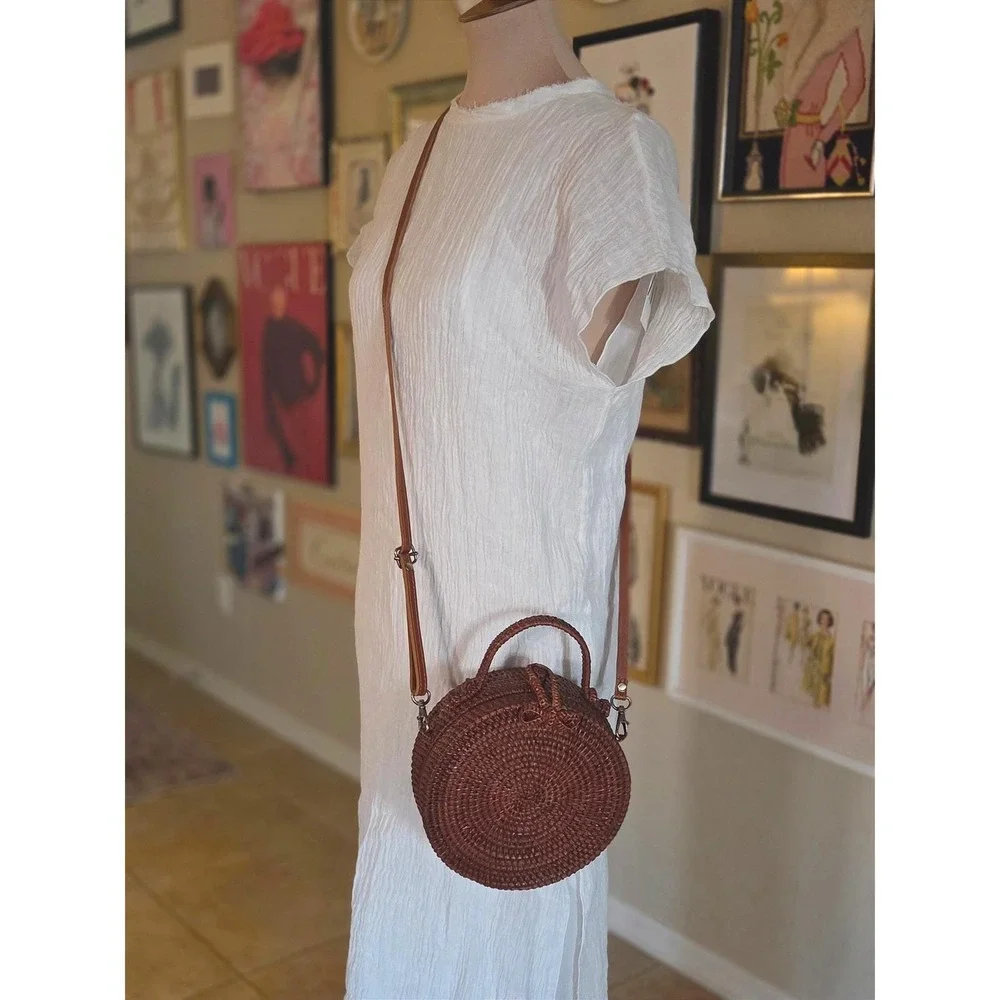 Round Woven Rattan Crossbody Bag Dark Brown Circle Canteen Purse Boho Summer